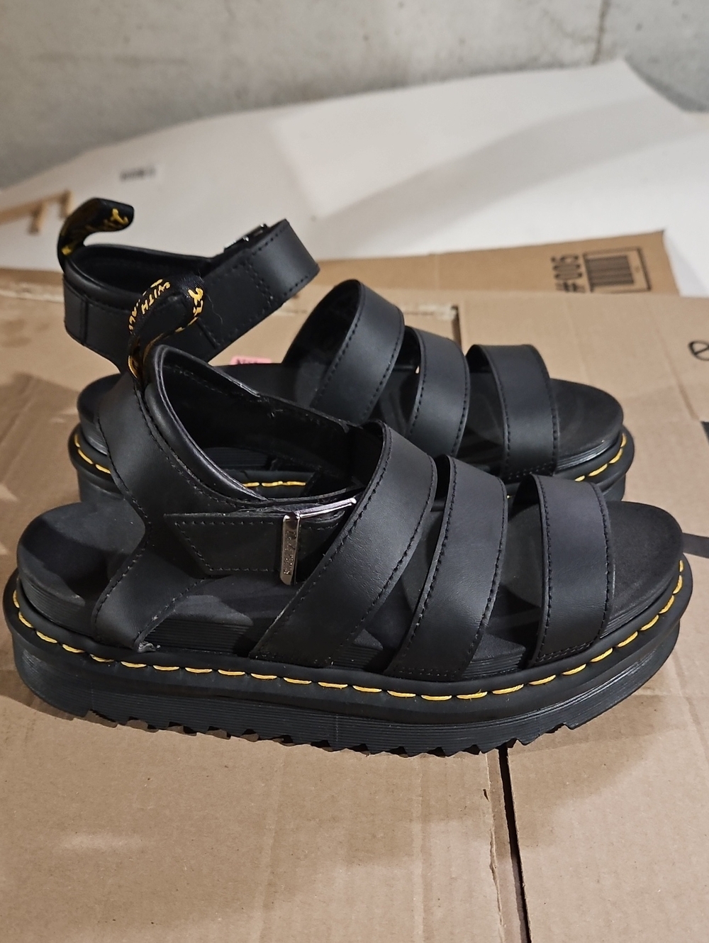 Dr Martens Sandals